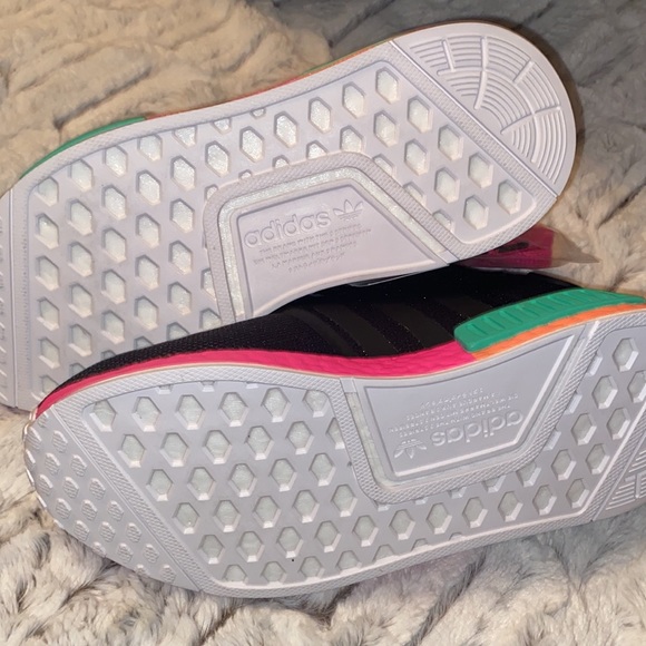 SOLD 🛑🛑 Brand new Adidas NMD womens Size 8 - Picture 7 of 7